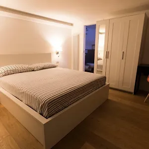  Appartamento Casa Fabrizio Ai Gradoni Di Chiaia